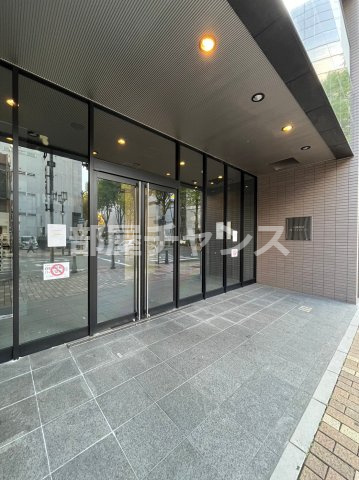 白川公園パークマンションのエントランス