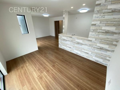 【居間・リビング】 | 前橋市三河町一丁目22 A号棟 | ダイニングテーブルスペース