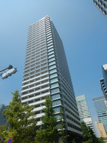 Brillia Tower浜離宮の外観