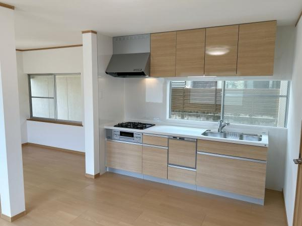 大田市大田町大田　中古戸建のキッチン