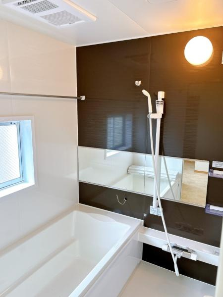 大田市大田町大田　中古戸建の浴室