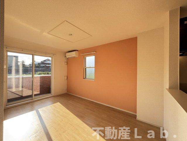 カサブランカⅡの居間・リビング