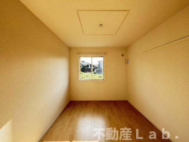 カサブランカⅡの居間・リビング