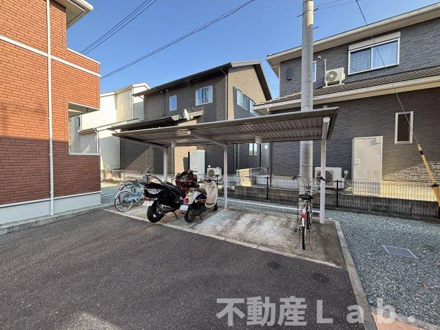 カサブランカⅡの駐車場