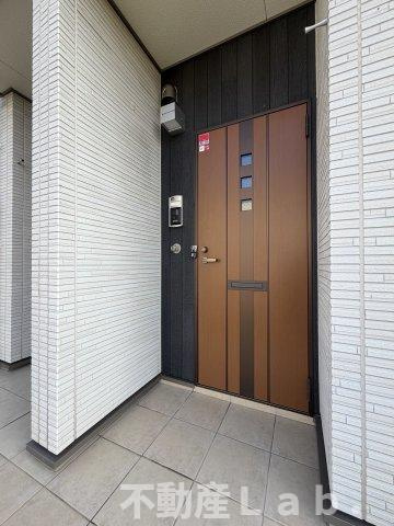 グローリー竹崎　Ⅲのエントランス