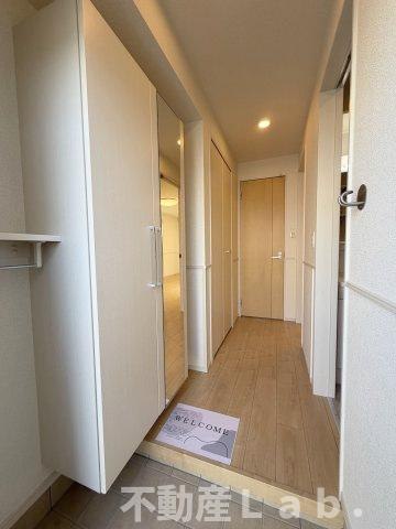 グローリー竹崎　Ⅲの玄関