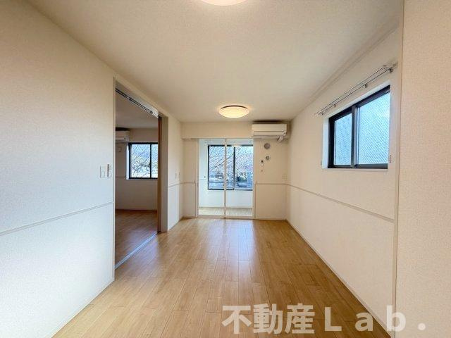 グローリー竹崎　Ⅲの居間・リビング