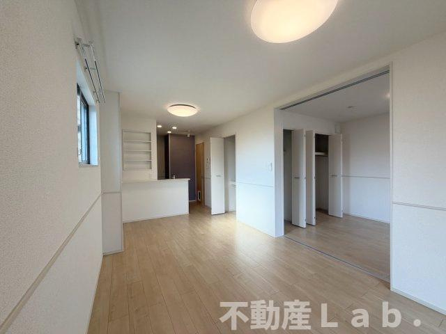 グローリー竹崎　Ⅲの居間・リビング