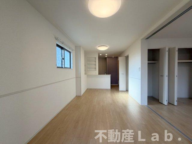 グローリー竹崎　Ⅲの居間・リビング