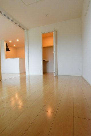 フローラル・コートのその他