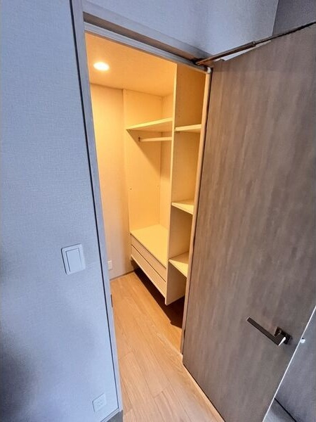 スプランディッド新大阪VIIの収納