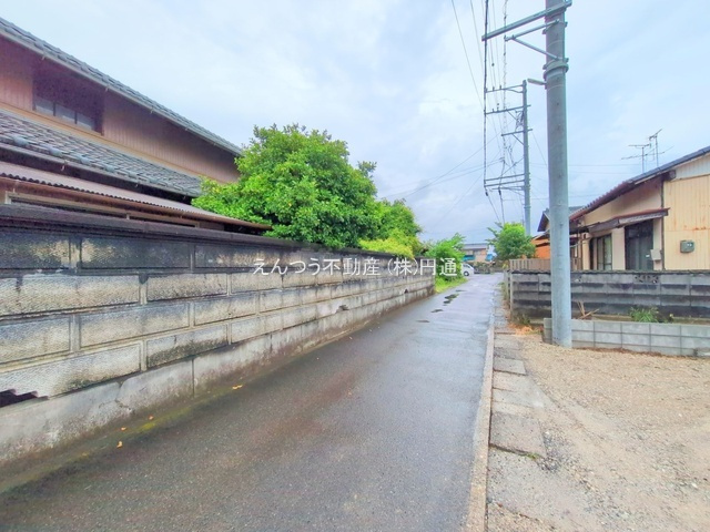 リーブルガーデン町屋町の前面道路含む現地写真