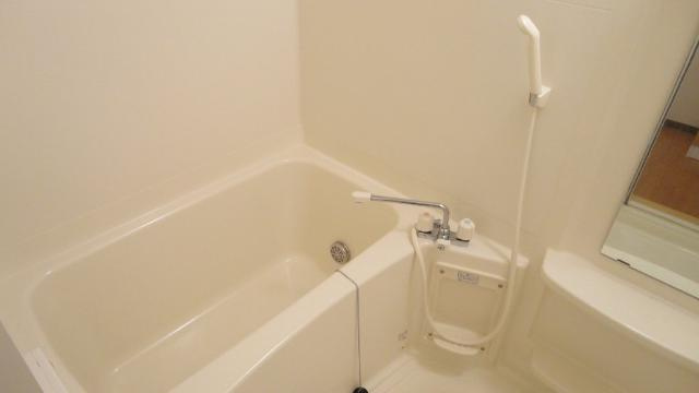 グランデルの浴室|バス