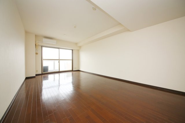 キャッスル常滑　南棟の内装