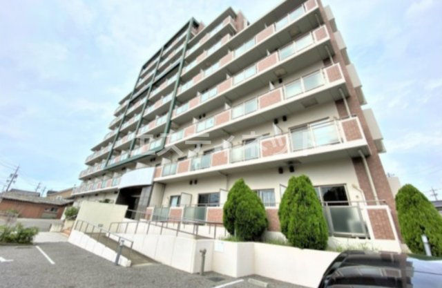 キャッスル常滑　南棟の外観