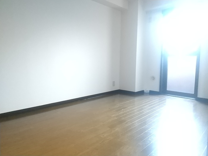 サニーハイツ村野の洋室