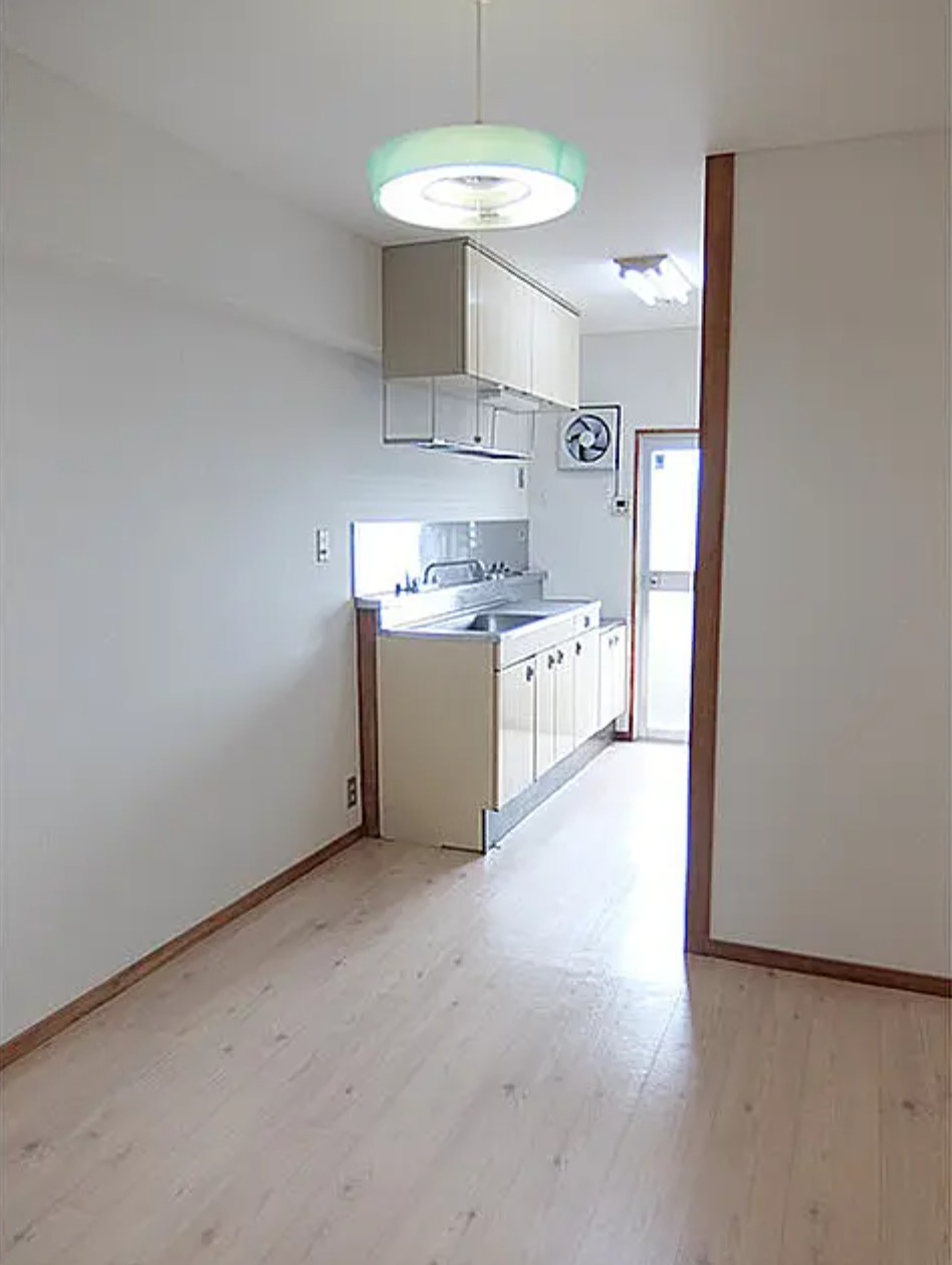 大阪市東住吉区鷹合1丁目　一棟収益マンションのキッチン