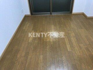 【寝室】 | ヴォーガコルテ多摩川 | 落ち着いた色調の寝室です