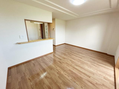 【居間・リビング】 | アクロポリスⅢ | リビング