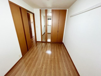 【内装】 | アクロポリスⅢ | 洋室