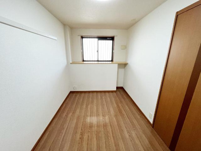 【内装】 | アクロポリスⅢ | 洋室