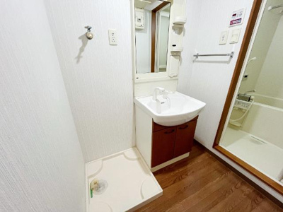 【洗面所】 | アクロポリスⅢ | 洗髪洗面化粧台