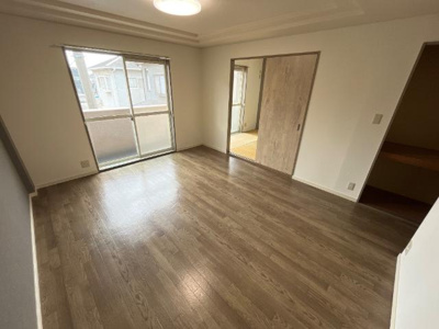 【内装】 | ミィーティア | 室内