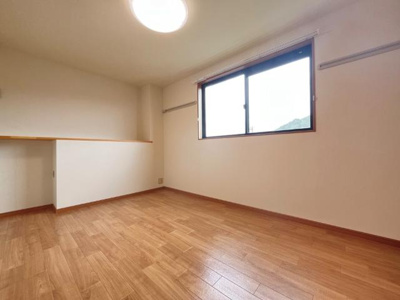 【内装】 | ロイヤルヒルズ青山 | 洋室