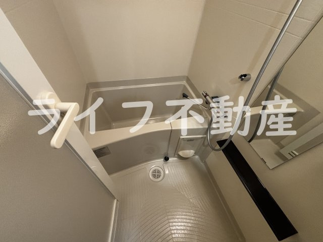 リヴェント森ノ宮の浴室|きれいなお風呂です