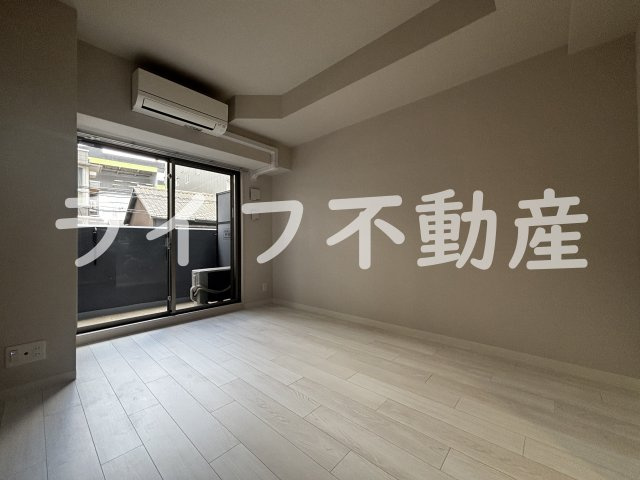 リヴェント森ノ宮の内装|明るい色調の室内です