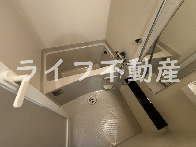 リヴェント森ノ宮の浴室|落ち着いた空間のお風呂です