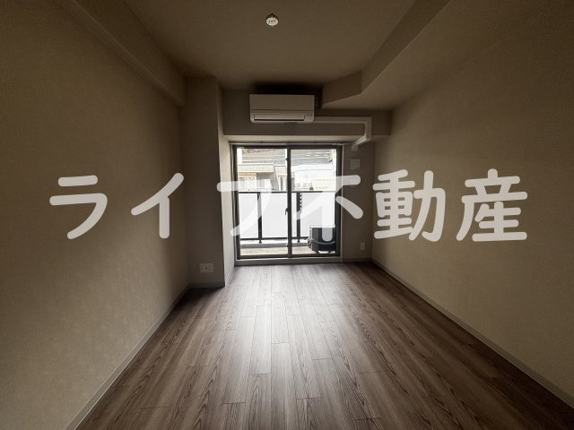 リヴェント森ノ宮の居間・リビング|こちらのリビングで趣味の時間をお楽しみください