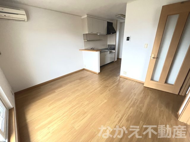 【居間・リビング】 | ゆったり過ごせる居間です