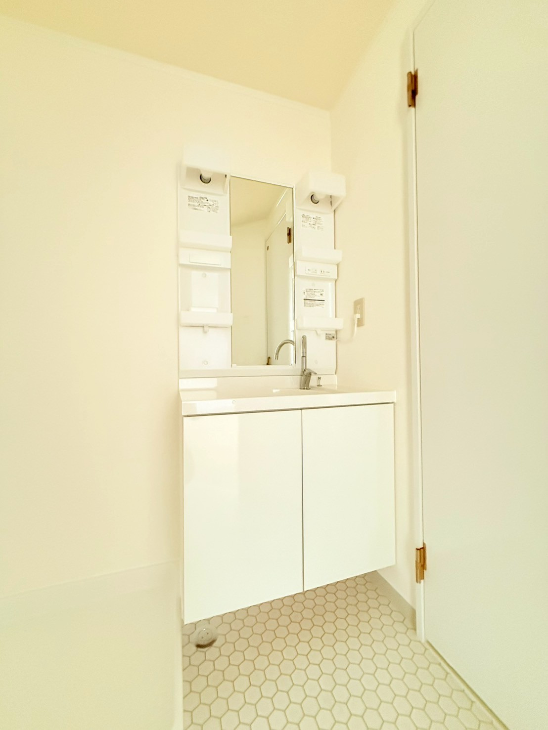 ホワイトヒルの洗面所