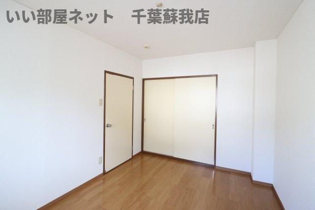 ファミーユ１の洋室|ゆったりした洋室です