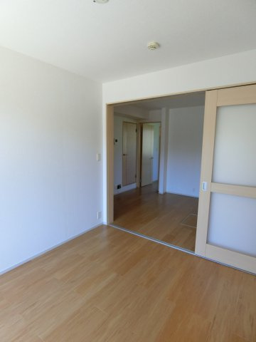 ブライト　スクエア　Ⅱの居間・リビング