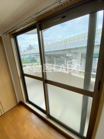 ドムール九条のバルコニー