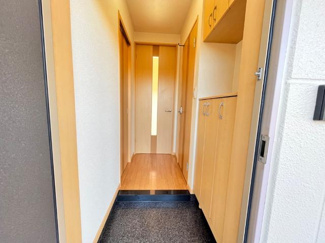 【玄関】 | エスポアールK | 玄関