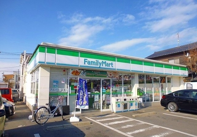 ティンカーベルの周辺|ファミリーマートまで450m