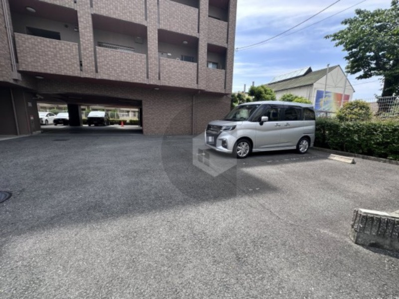 バルカポンテの駐車場