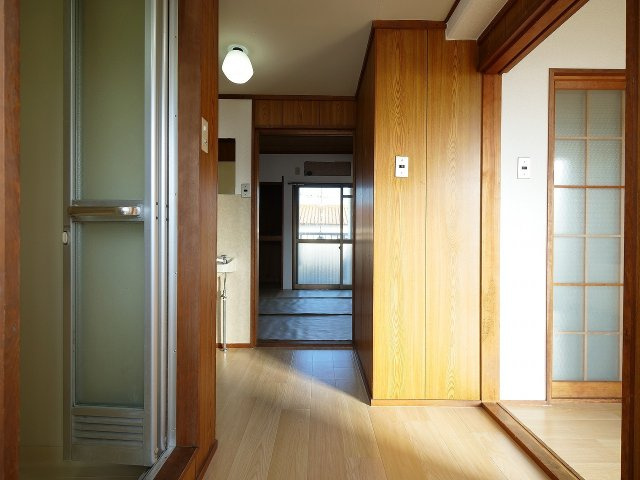 川崎ビルの内装|※写真は別の部屋のものです。