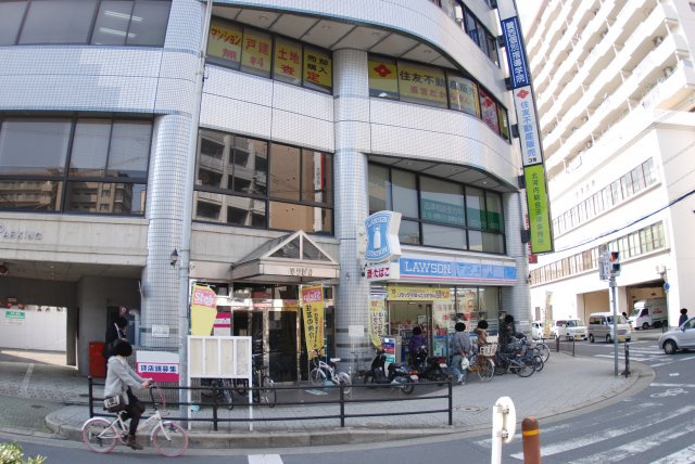 カームウイングの周辺|近くのコンビニエンスストア