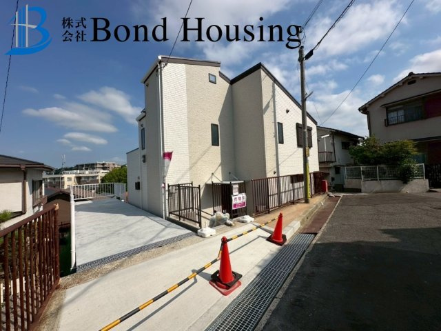 ルーフバルコニー付き　垂水区泉が丘３丁目　新築戸建