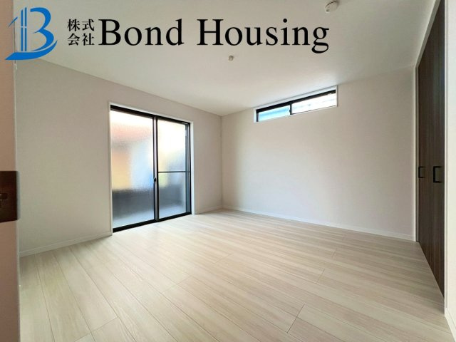 ルーフバルコニー付き　垂水区泉が丘３丁目　新築戸建