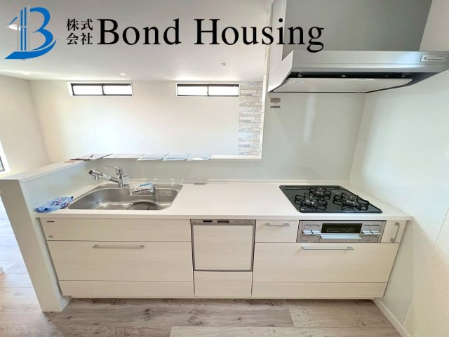 ルーフバルコニー付き　垂水区泉が丘３丁目　新築戸建