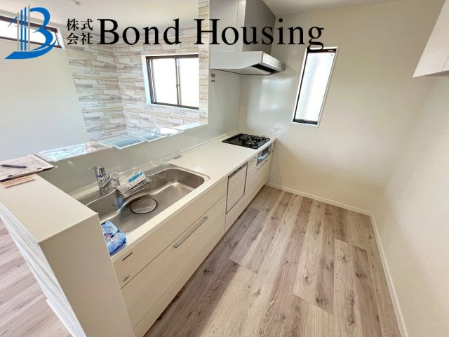 ルーフバルコニー付き　垂水区泉が丘３丁目　新築戸建