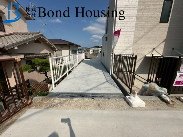 ルーフバルコニー付き　垂水区泉が丘３丁目　新築戸建