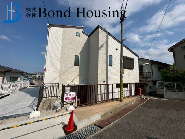 ルーフバルコニー付き　垂水区泉が丘３丁目　新築戸建