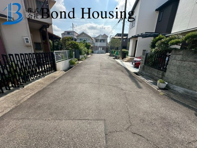 ルーフバルコニー付き　垂水区泉が丘３丁目　新築戸建