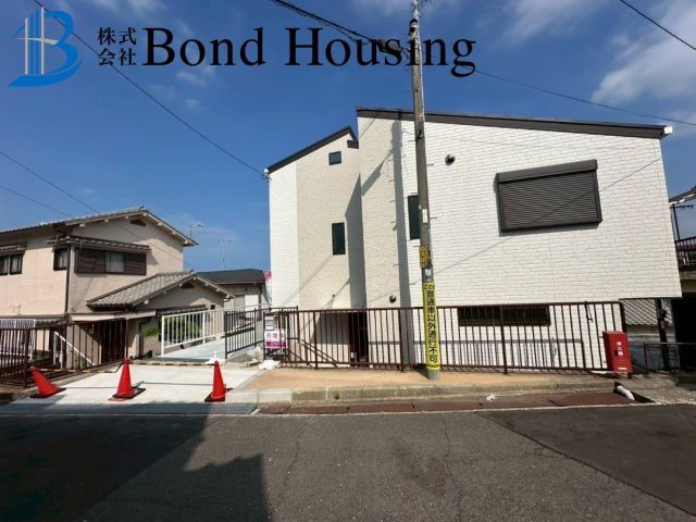 ルーフバルコニー付き　垂水区泉が丘３丁目　新築戸建